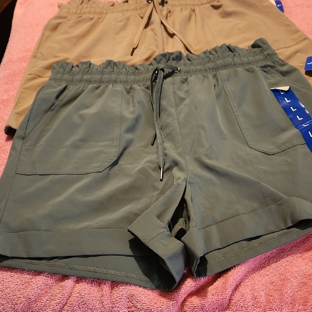 Danskin Women's Bike Shorts - Tan and Gray.